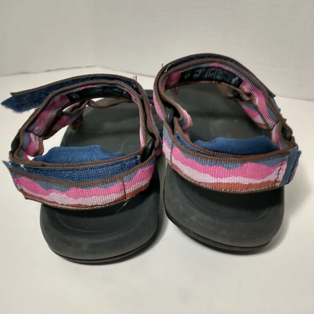 Teva Kids Hurricane XLT2‎ Sandal, Water Sports, Outdoors, Pink And Blue, Size 4